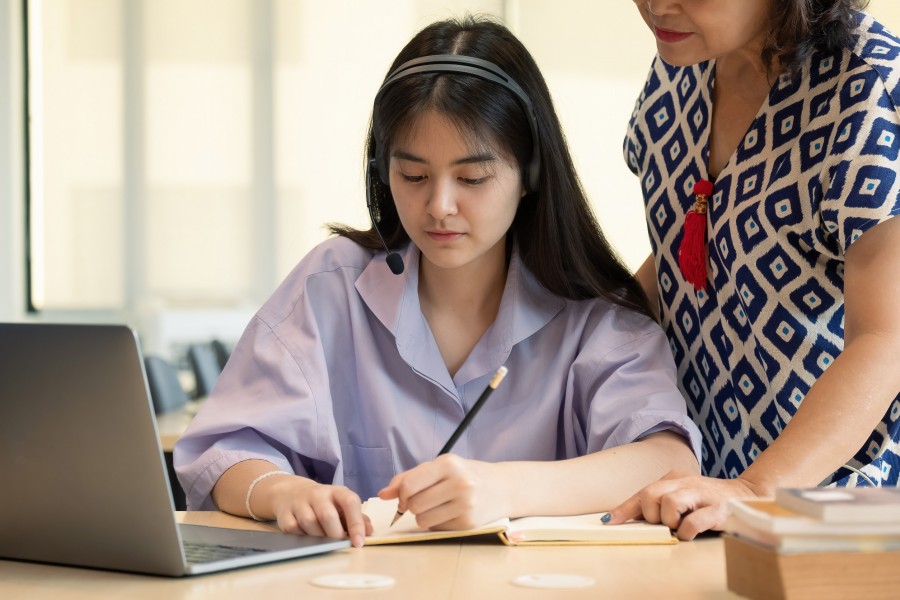 Comment envoyer un message à un prof sur Ecole Directe ?